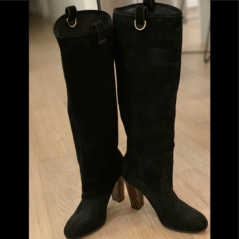 Diane Von Furstenberg black suede boots size 7